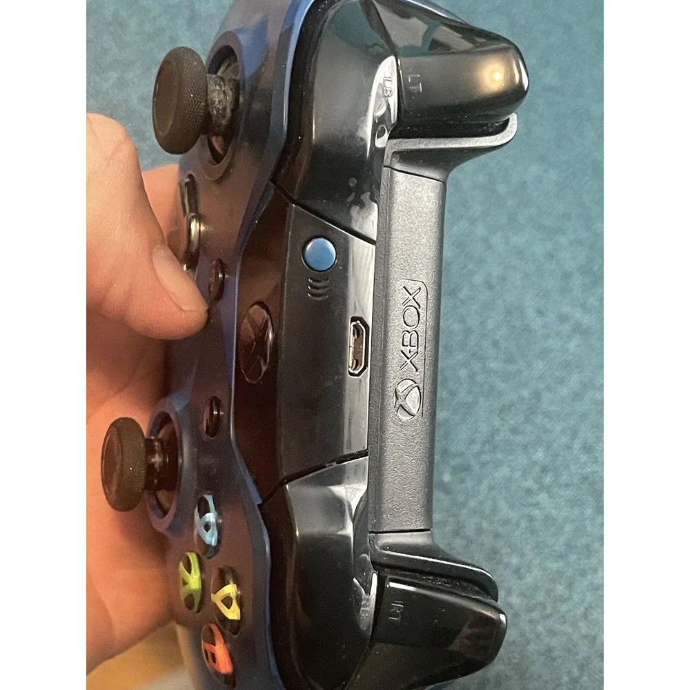 Microsoft XBOX One Wireless Controller - Black & Blue Model 1537